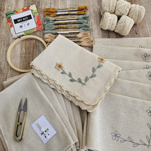 Cargar imagen en el visor de la galería, Kit Individuales para Tejer y Bordar