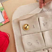 Cargar imagen en el visor de la galería, Kit calendario de adviento para tejer y bordar