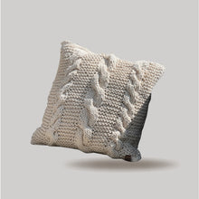 Cargar imagen en el visor de la galería, COJÍN TRENZAS