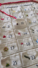 Cargar imagen en el visor de la galería, Kit calendario de adviento para tejer y bordar