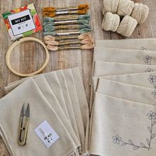 Cargar imagen en el visor de la galería, Kit Individuales para Tejer y Bordar