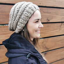 Cargar imagen en el visor de la galería, KIT GORRO INVIERNO